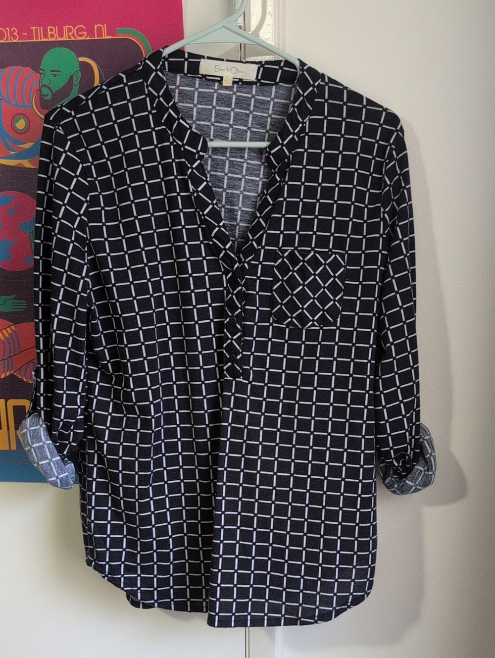 Eden & Olivia Navy & White Blouse w/ Roll up Sleeves & Button Accents